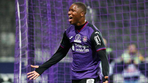 索肖防守反击教科书,高效转化机会取得宝贵胜利  索肖防守反击教科书,高效转化机会取得宝贵胜利