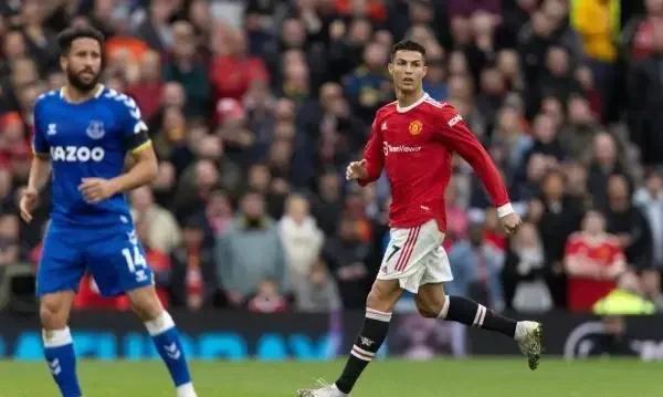  古迪逊公园奇迹，埃弗顿补时绝平逼平利物浦惊艳全场